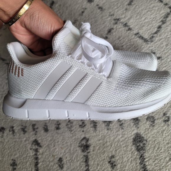Adidas Swift Run women's 8 - Picture 4 of 7